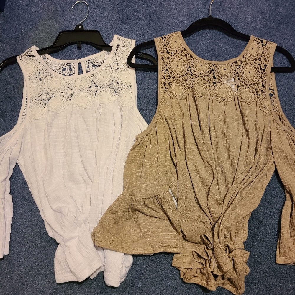 Off the shoulder lace flowy tops